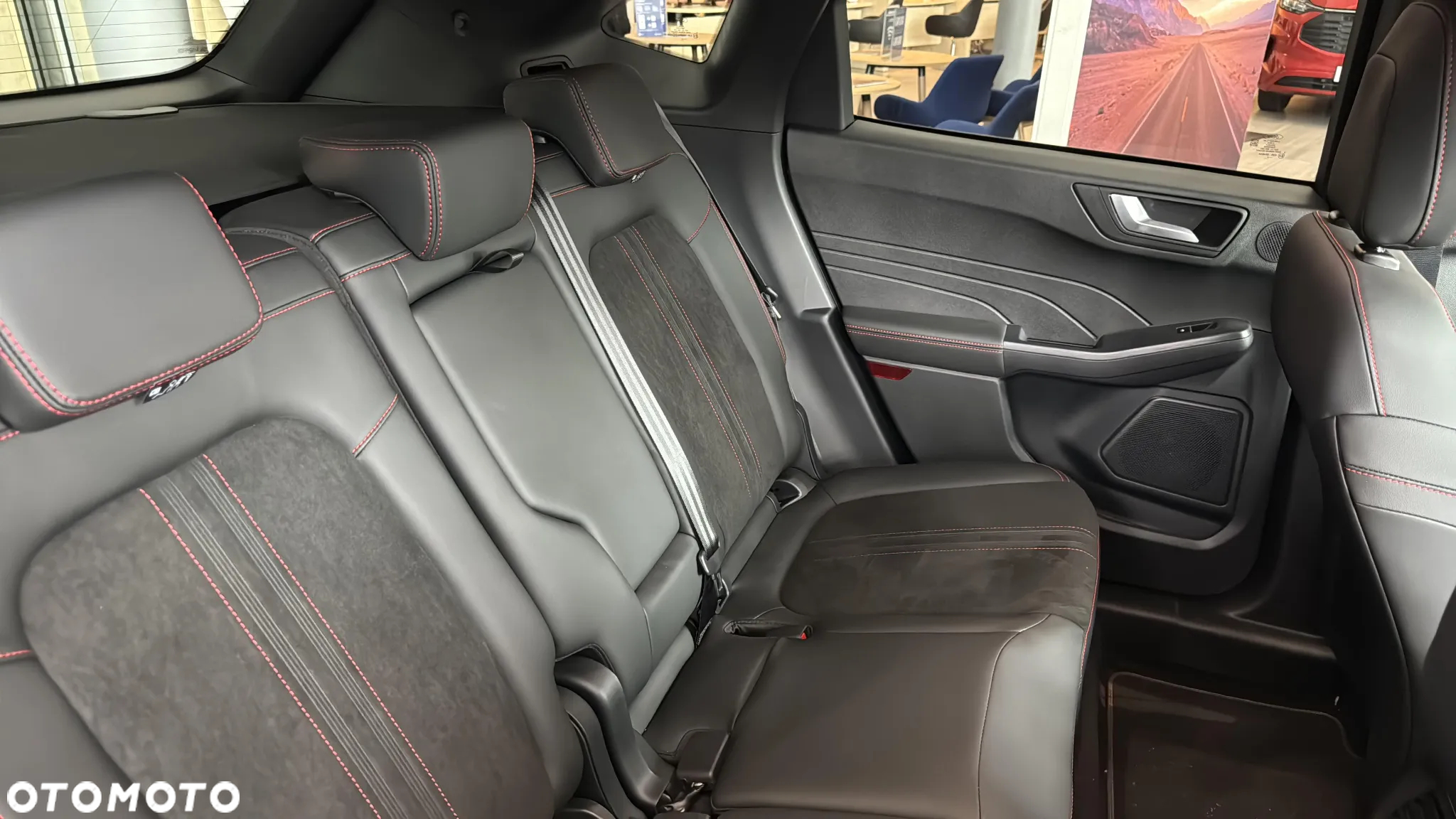 Ford Kuga 1.5 EcoBoost FWD ST-Line X - 20