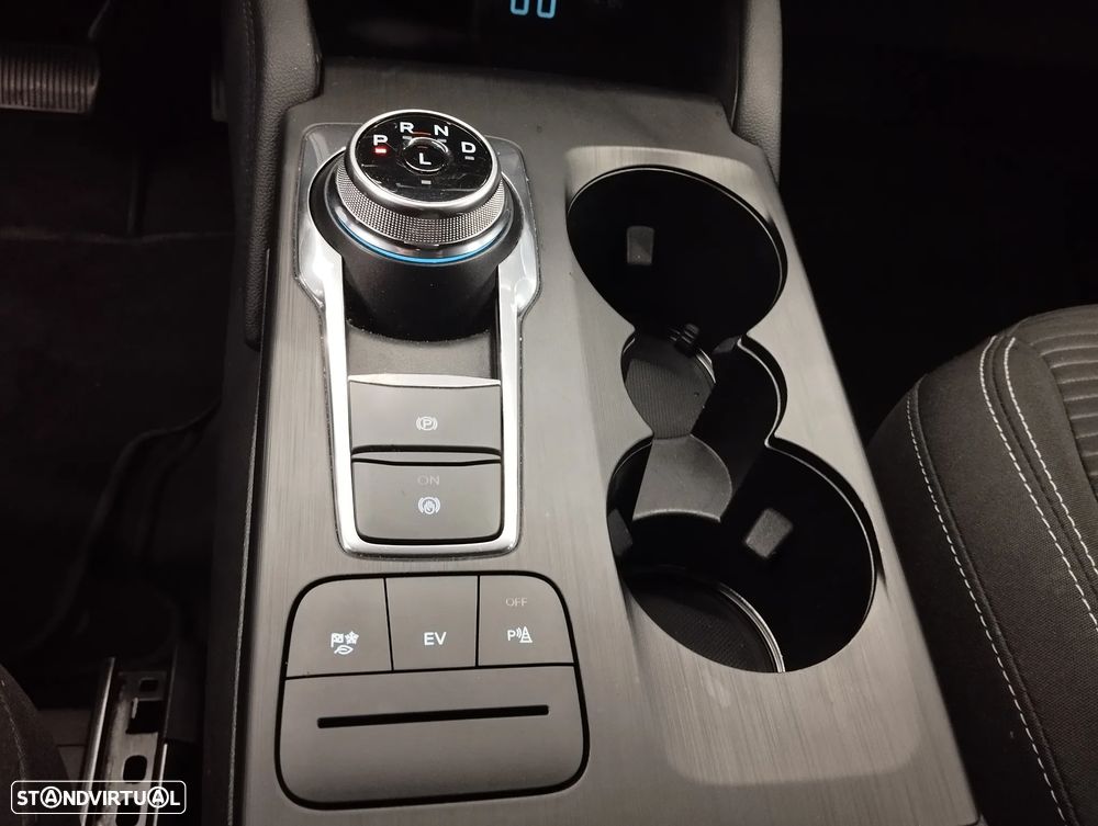 Ford Kuga 2.5 PHEV Titanium - 34