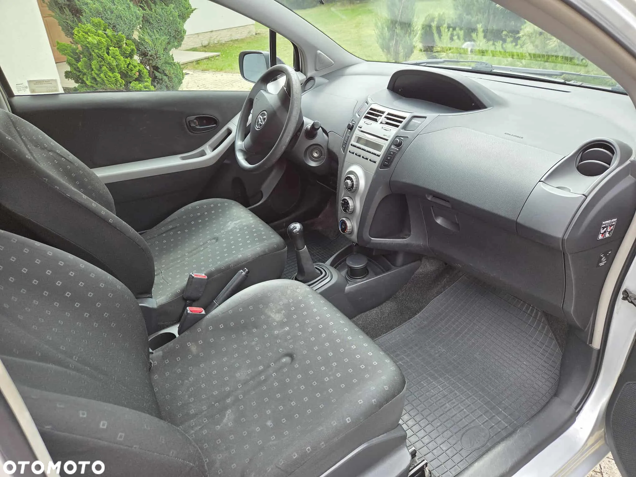 Toyota Yaris 1.3 Luna - 14