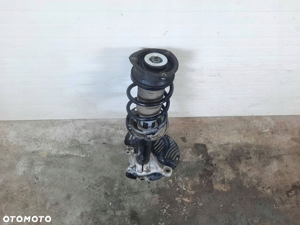 ZWROTNICA AMORTYZATOR PRAWY PRZÓD PRAWA PRZEDNI AUDI RSQ3 83A 83A413031C - 4