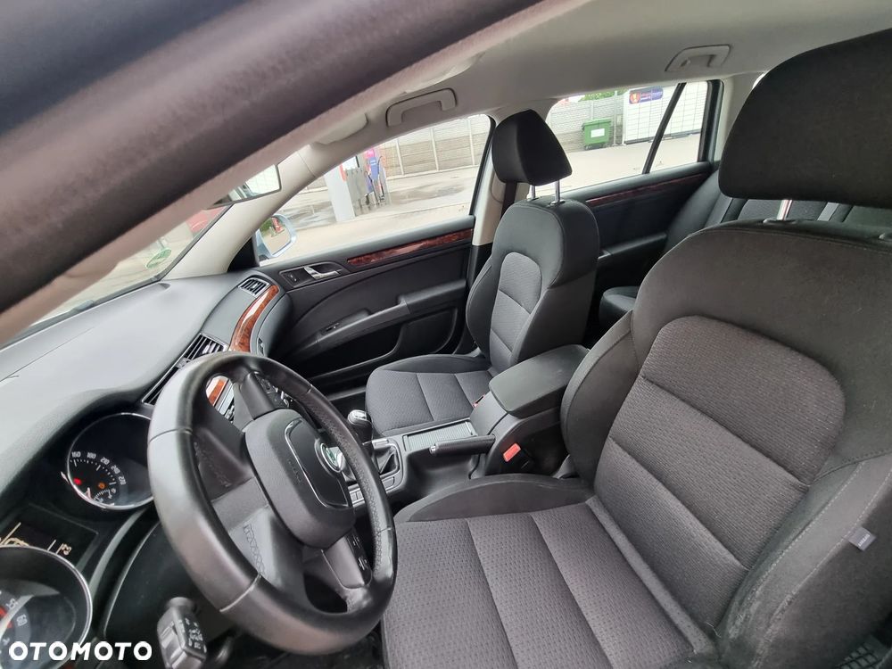 Skoda Superb 2.0 TDI Platinum - 12