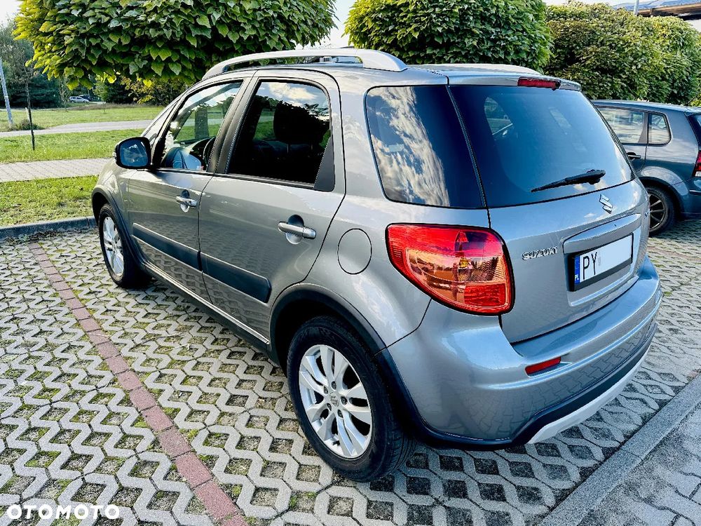 Suzuki SX4 1.6 Premium - 6