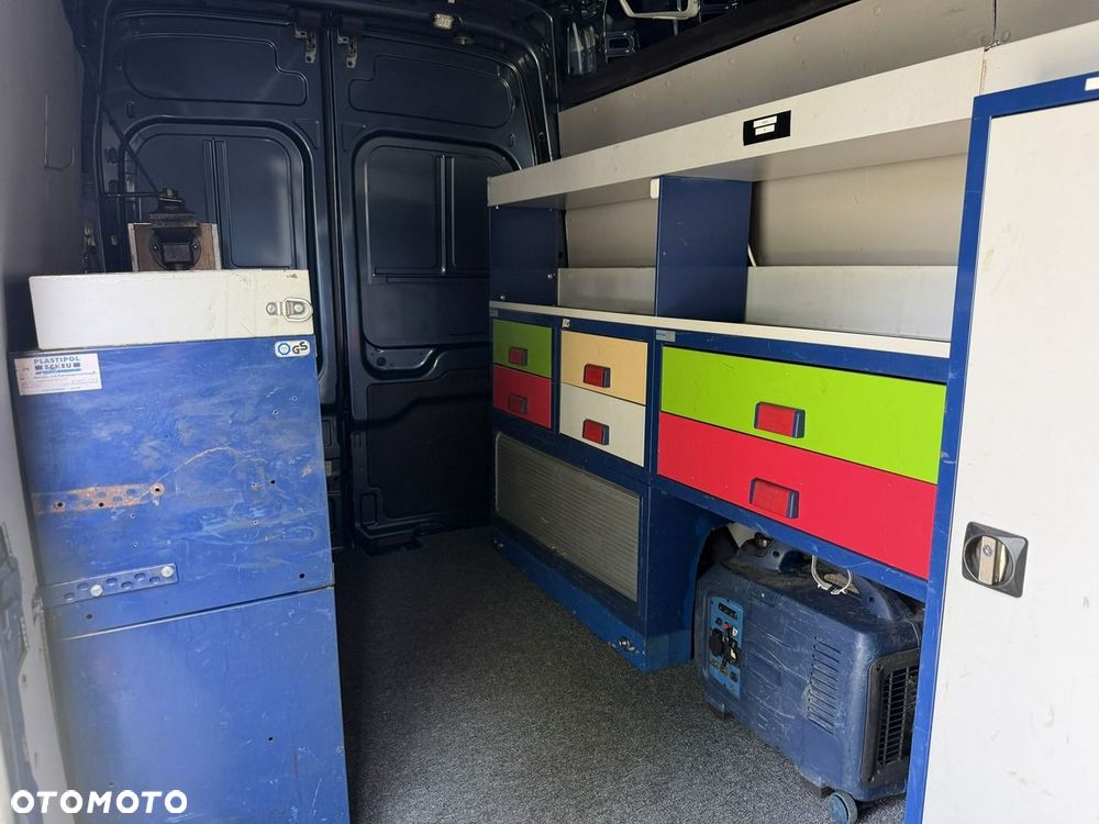 Ford Transit - 32