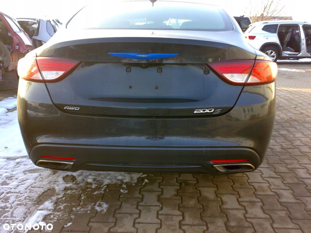 chrysler 200 200c 200s 2015 - klapa tylna zderzak tylny tył lampa 3.6 4wd - 1