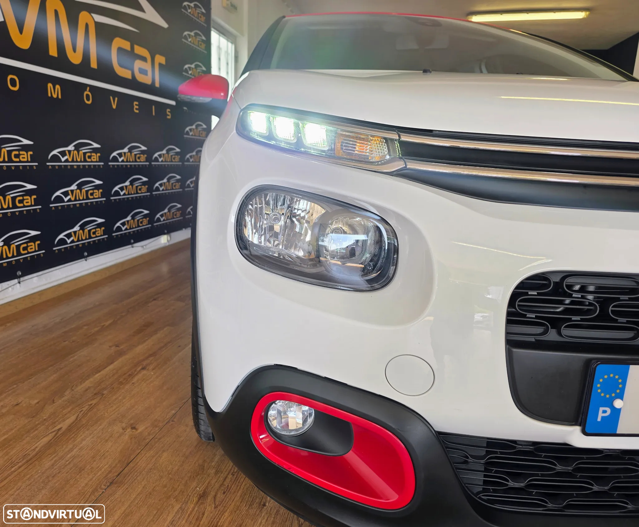 Citroën C3 1.2 PureTech Shine - 19