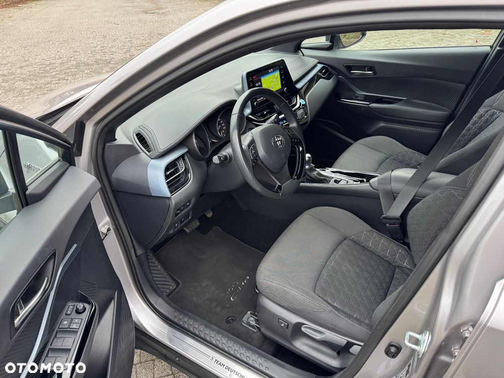 Toyota C-HR 2.0 Team Deutschland - 9