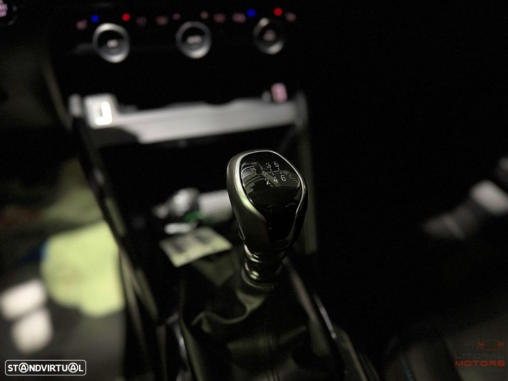 Citroën C4 1.2 PureTech Shine - 28