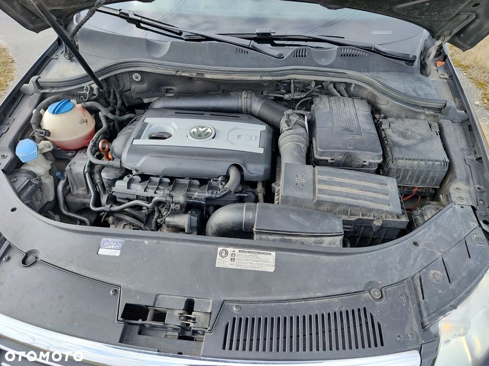 Volkswagen Passat 1.8 TSI Comfortline DSG - 16
