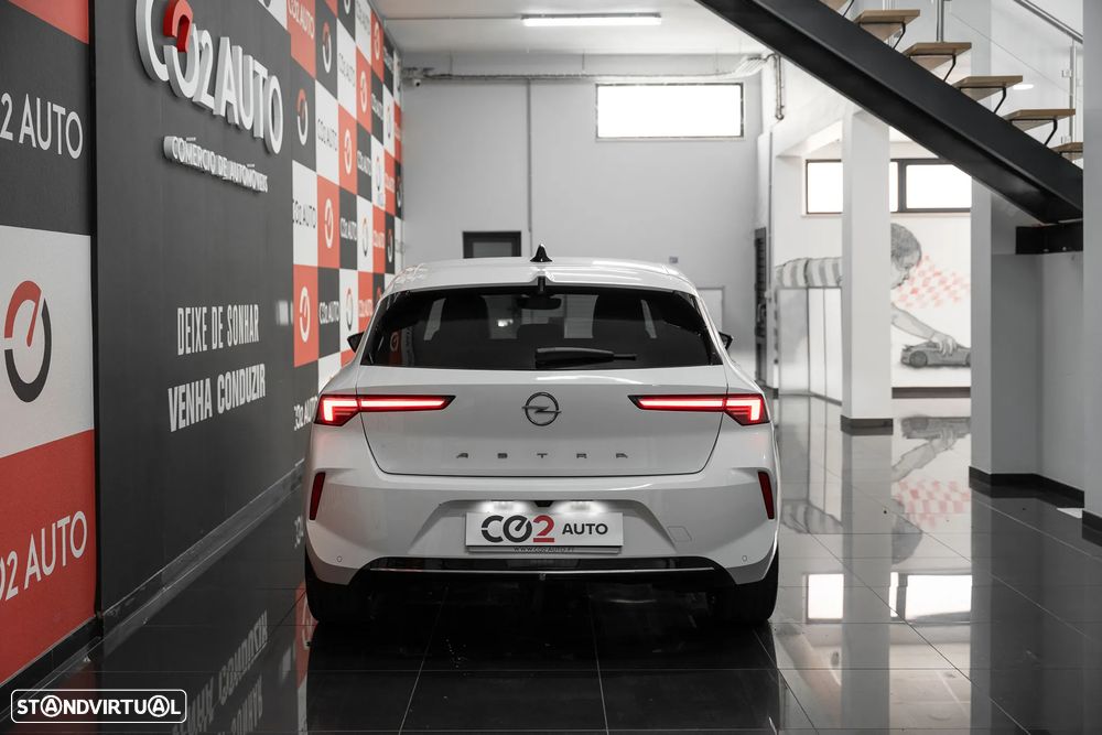 Opel Astra 1.2 T Elegance - 5