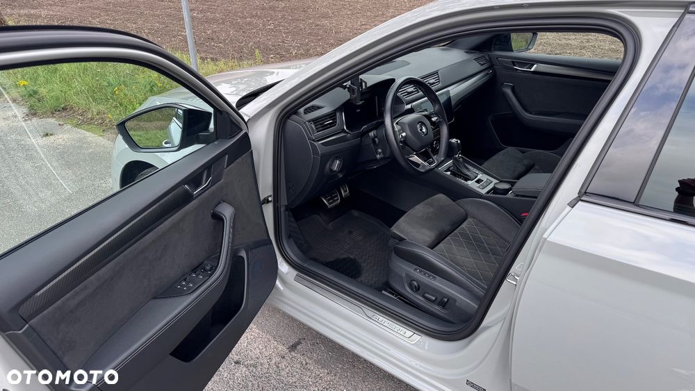 Skoda Superb 2.0 TSI 4x4 Sportline DSG - 21
