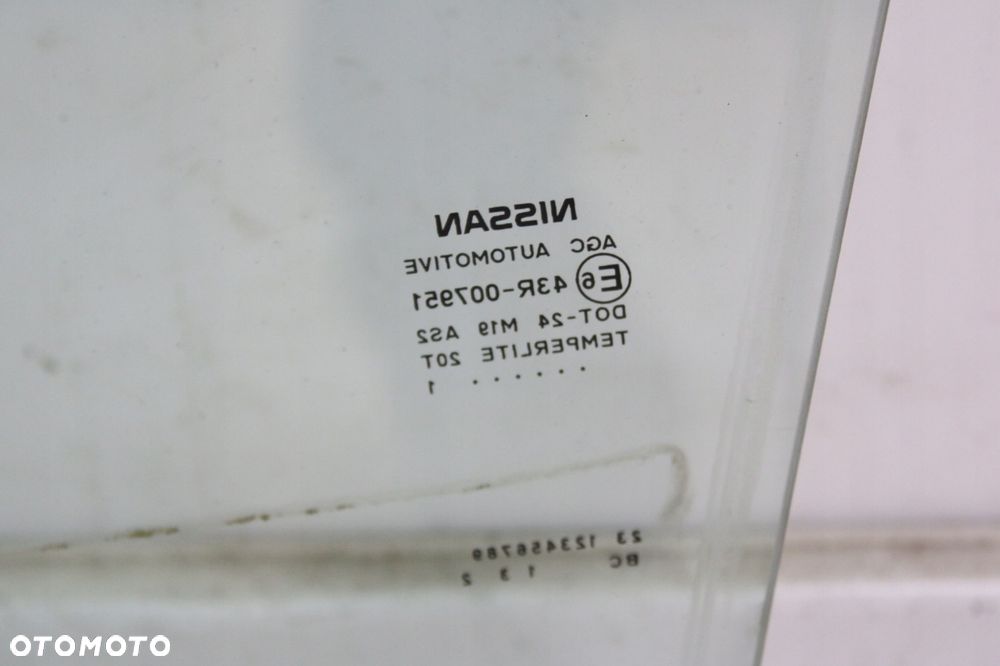 NISSAN JUKE I F15 2010R- SZYBA DRZWI PRAWA PRZEDNIA PRAWY PRZÓD - 2