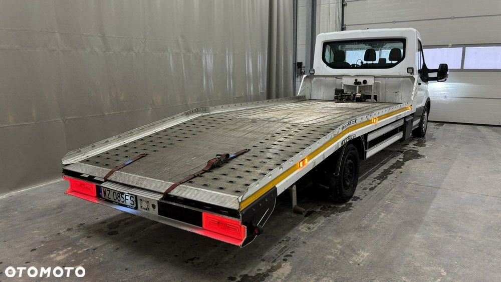 Ford Transit - 4