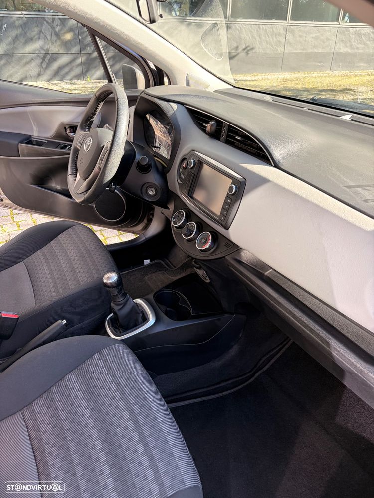 Toyota Yaris 1.0 VVT-i ACtive - 28