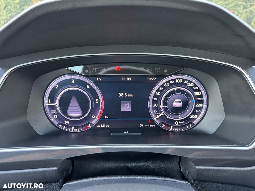 Volkswagen Tiguan 2.0 TDI SCR (BlueMotion Technology) Highline - 31