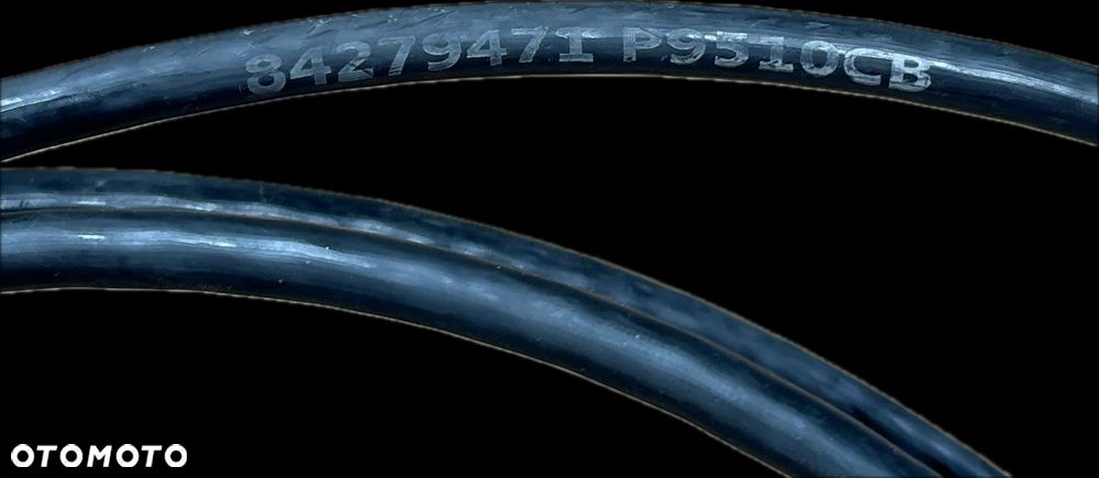 P8 GMC YUKON XL DENALI IV 2015 -  6.2 RĄCZKA LINKA CIĘGNO MASKI 84279471 - 3