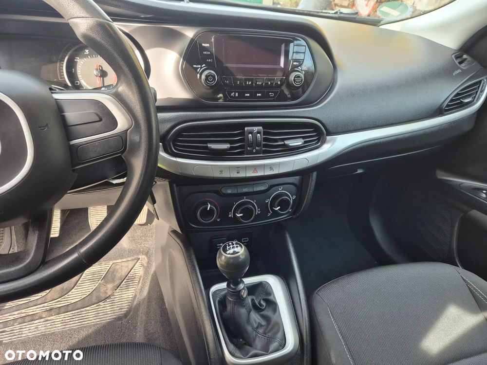 Fiat Tipo - 17