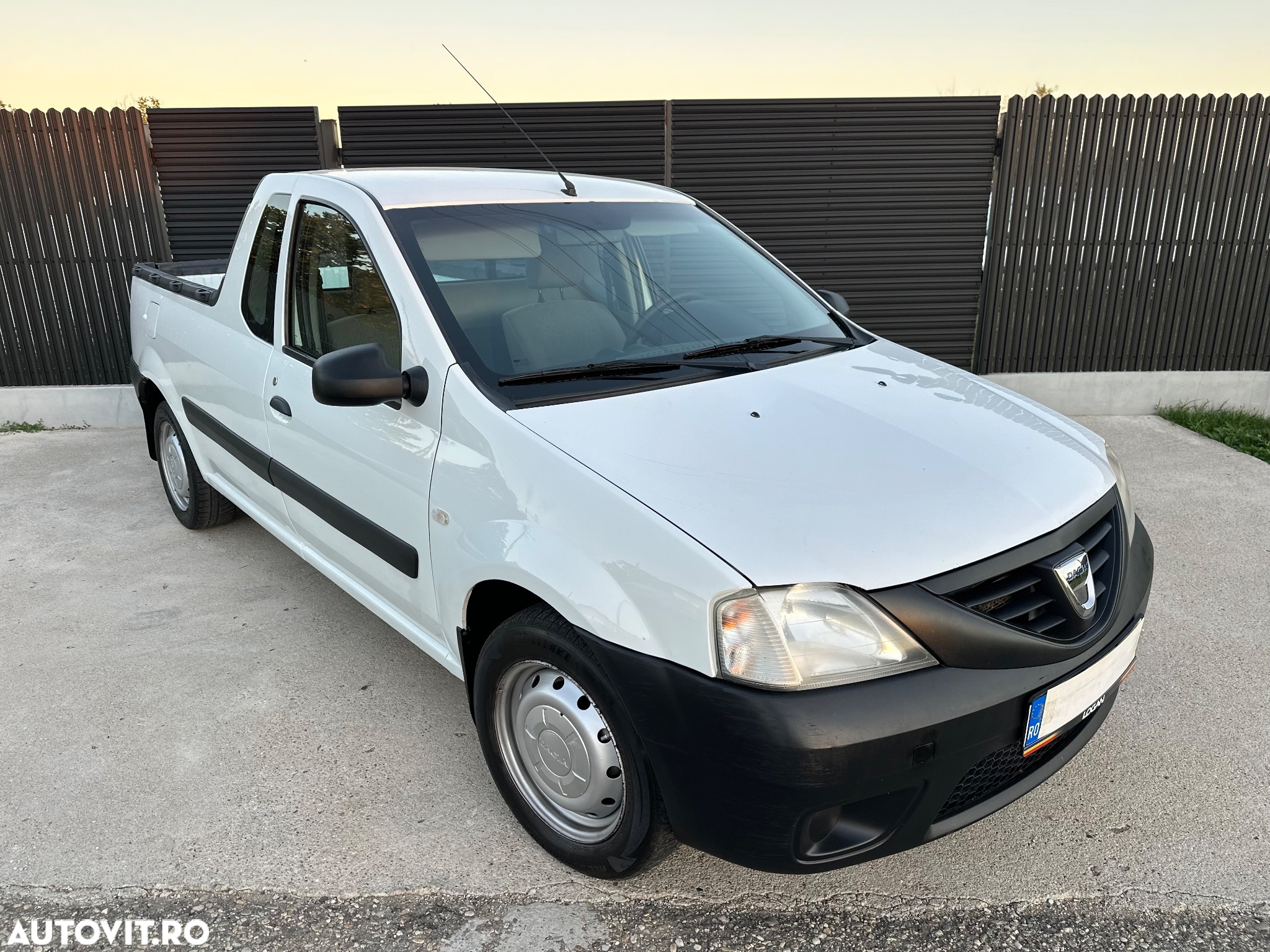 Dacia Pick Up - 23