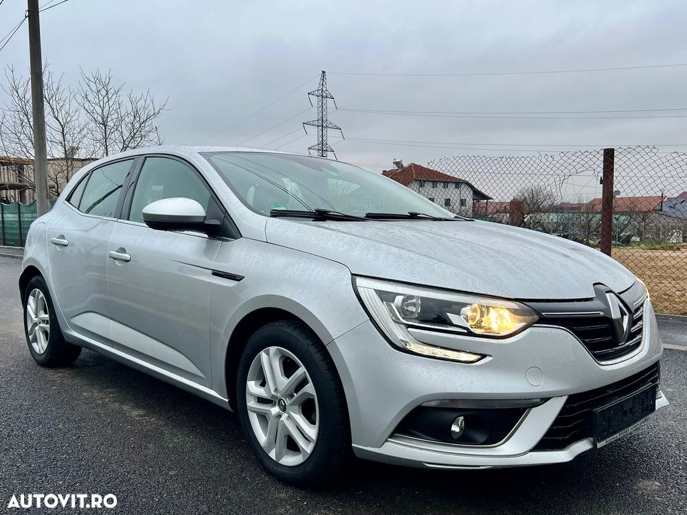 Renault Megane ENERGY TCe 100 EXPERIENCE - 1
