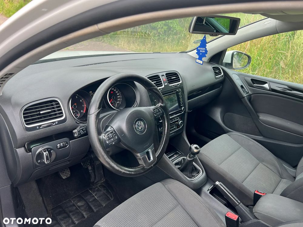 Volkswagen Golf - 9