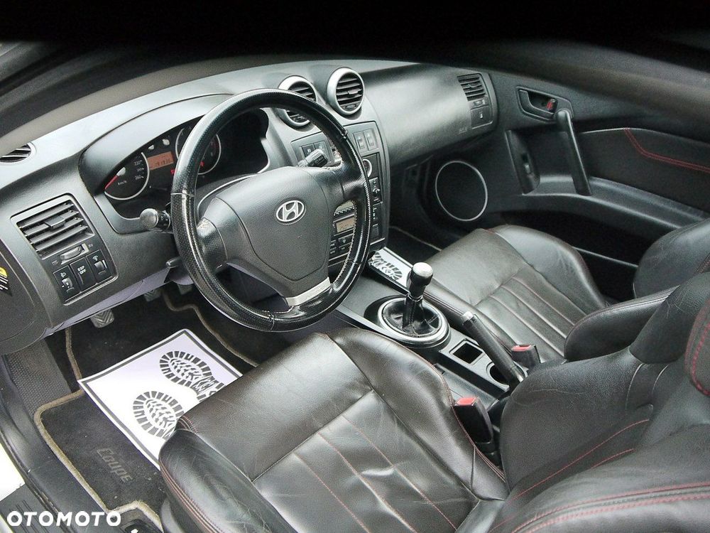 Hyundai Coupe - 23