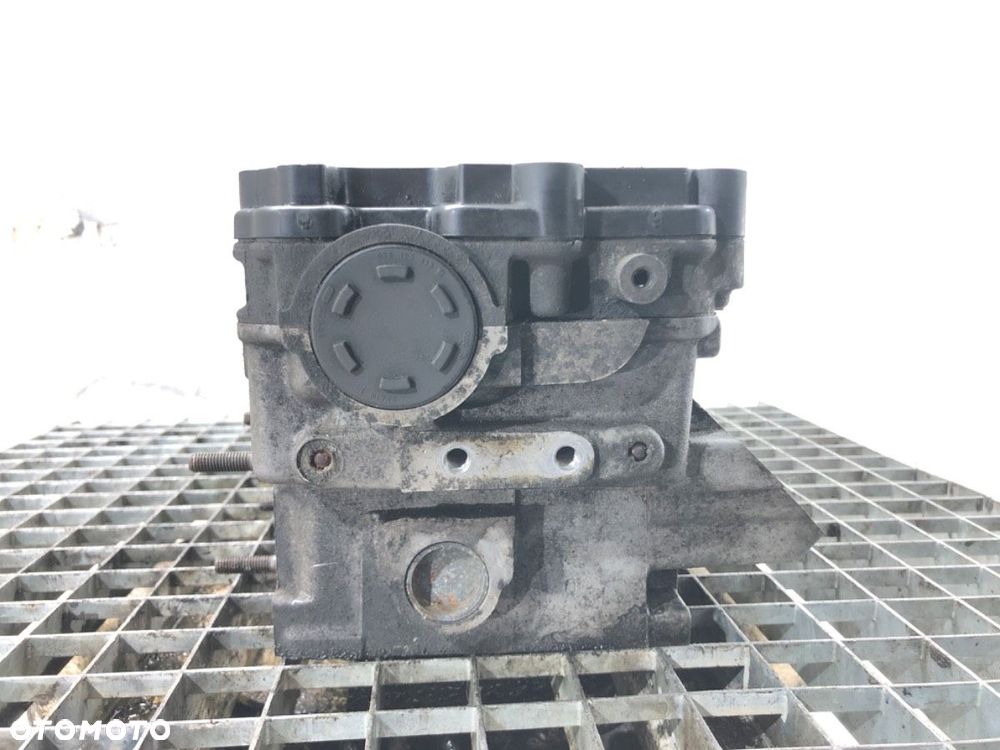 GŁOWICA PRAWA - 434.00 PLN - AUDI A4 B7 Avant (8ED) 2004 - 2008 3.0 TDI quattro 150 kW [204 KM] - 2