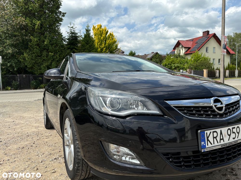 Opel Astra 1.6 T Sport - 11