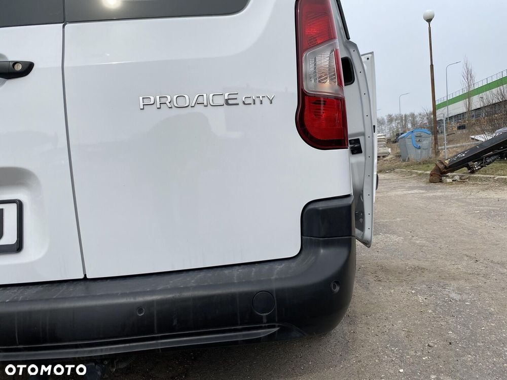 Toyota PROACE CITY - 25