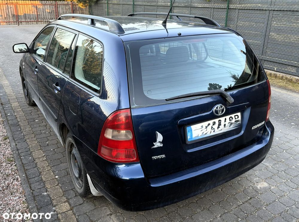 Toyota Corolla 2.0 D-4D Base - 2
