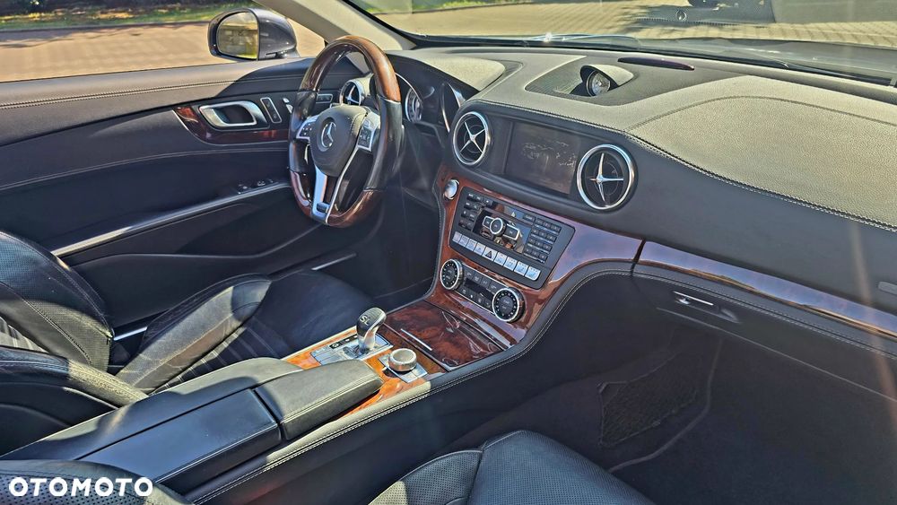 Mercedes-Benz SL 500 - 10
