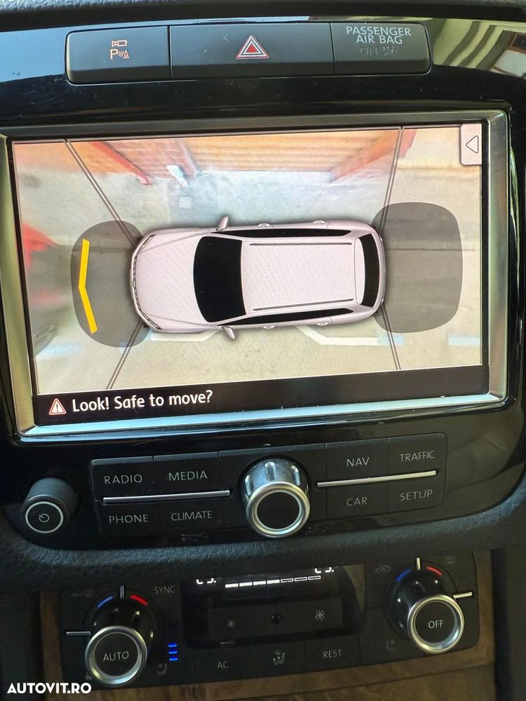 Volkswagen Touareg 3.0 V6 TDI BMT Terrain Tech - 28