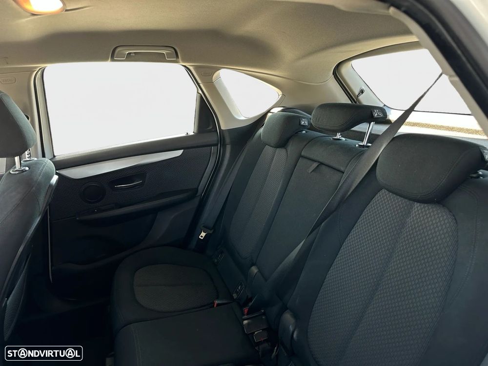 BMW 216 Active Tourer d Advantage - 16