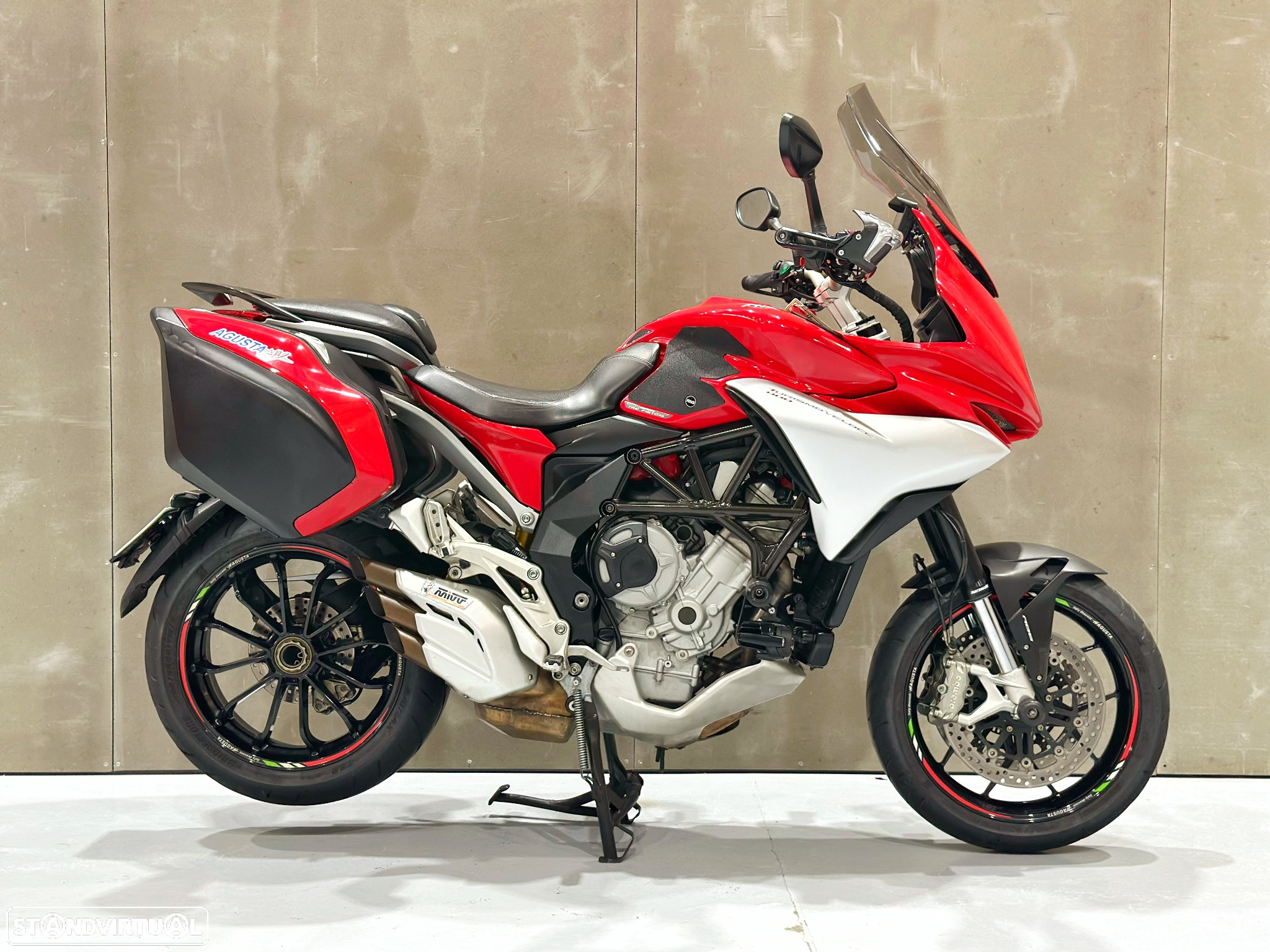 MV Agusta Turismo Veloce 800 - 6