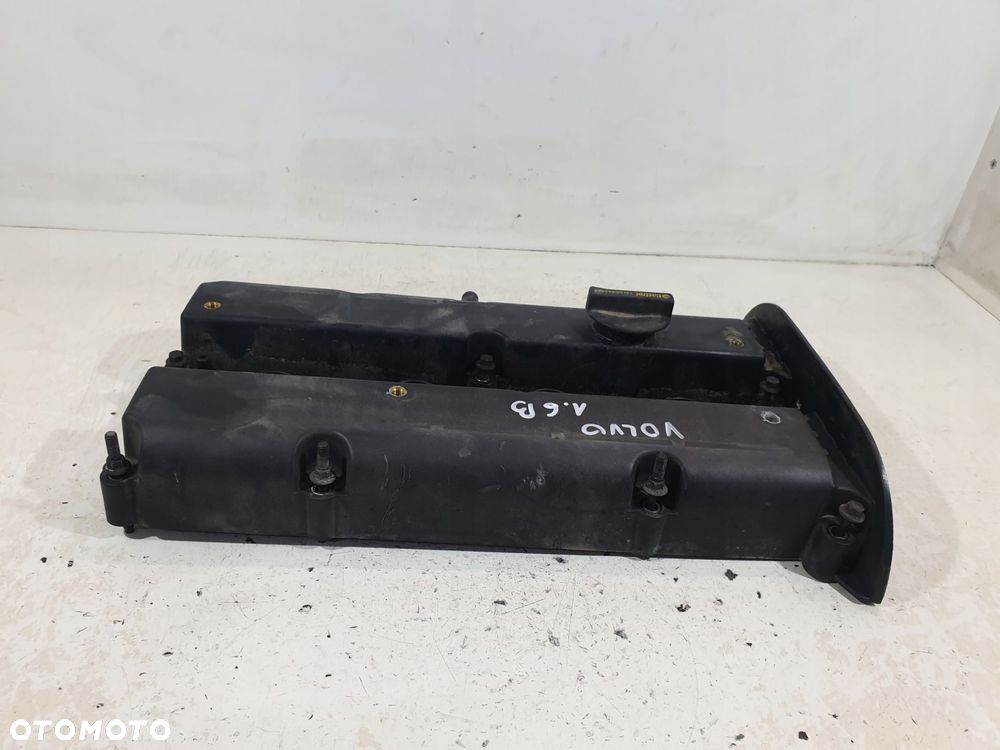 pokrywa zaworów e510d-6k271 volvo s40 v40 v50 1.6b - 4