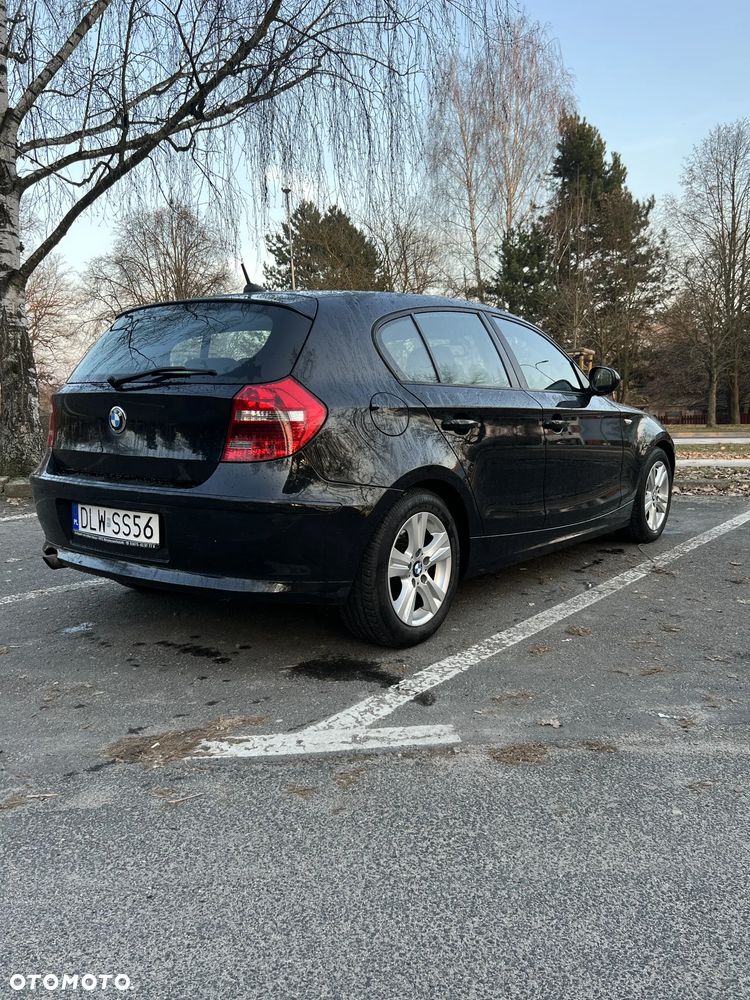 BMW Seria 1 118d - 5