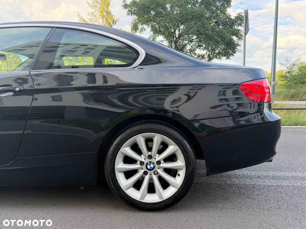 BMW Seria 3 320d - 10