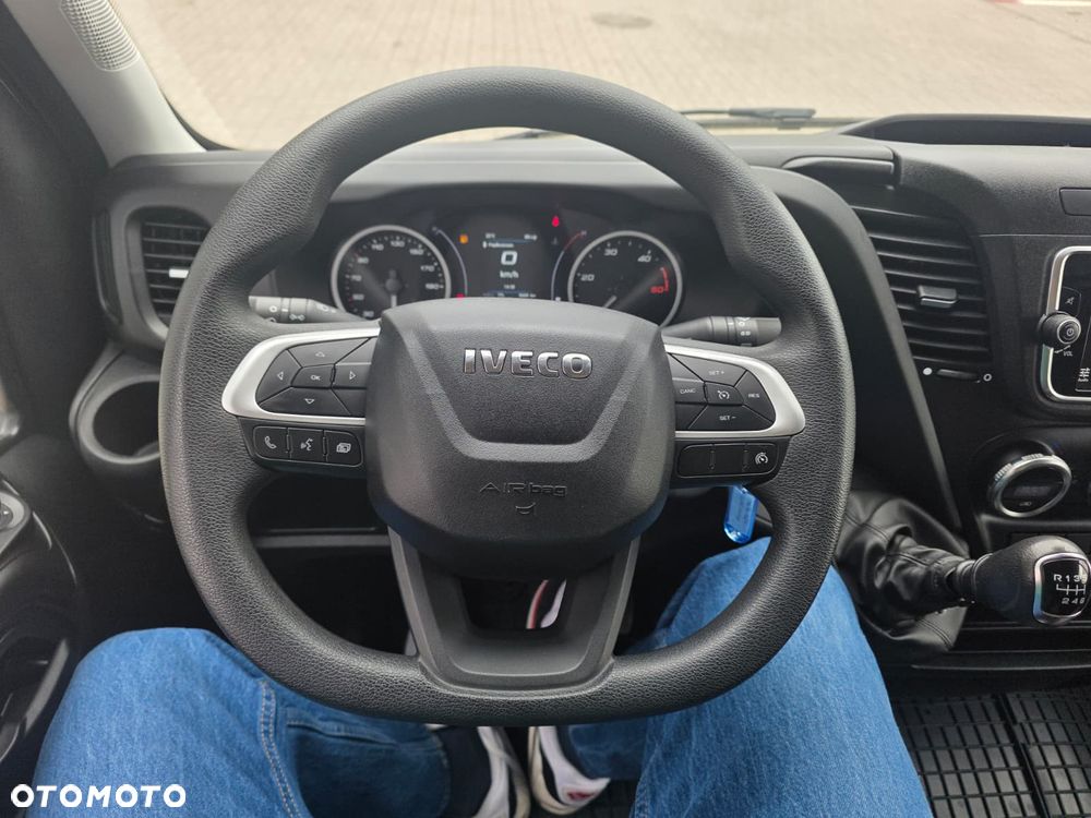 Iveco 35C16 Kontener z Winda 8ep Silnik 3L Bliźniaki 50C18 50C16 - 19