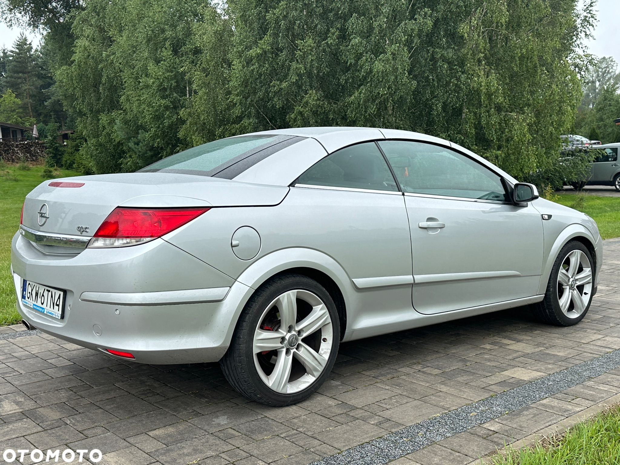 Opel Astra III GTC 1.8 Limited - 12