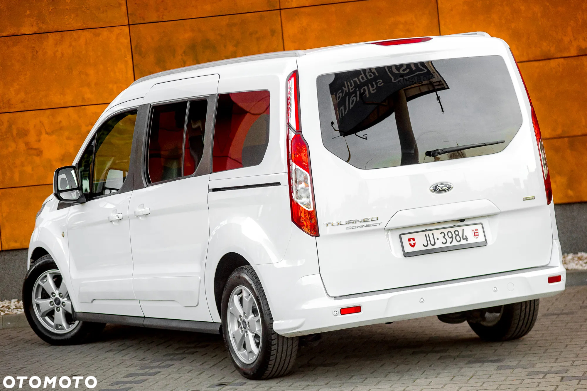 Ford Tourneo Connect Grand - 11