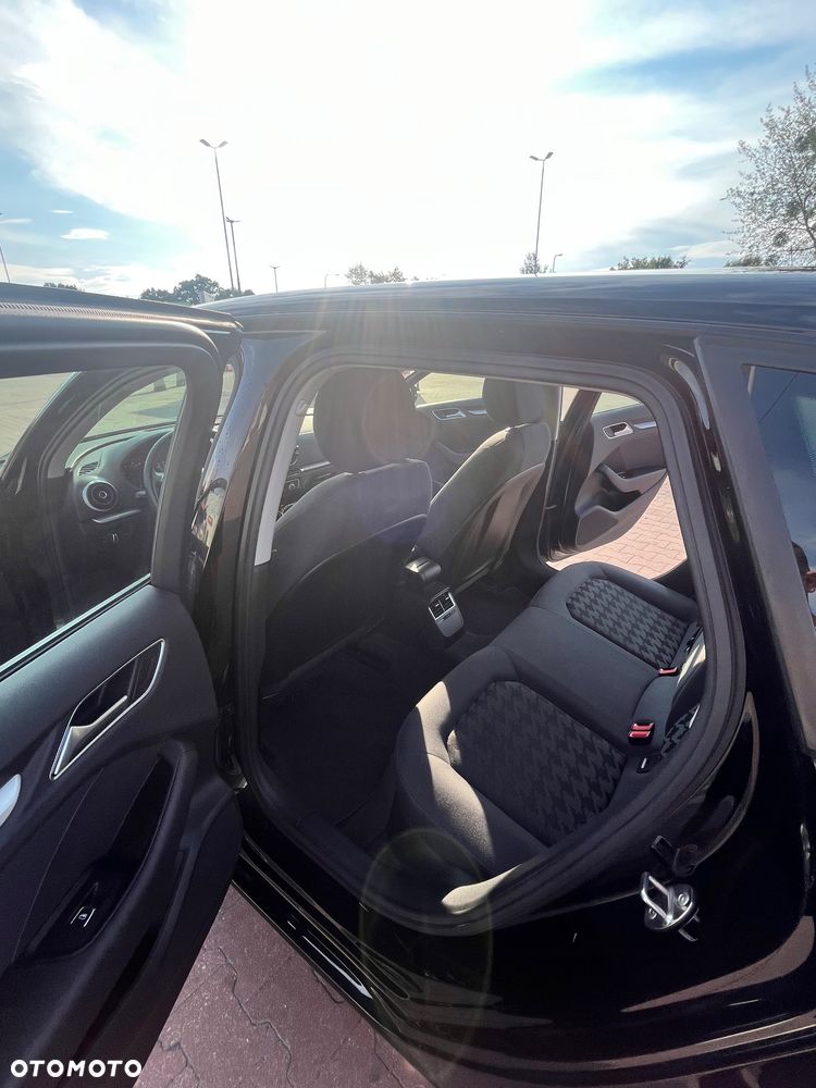 Audi A3 Sportback 1.4 TFSI Ambition - 16