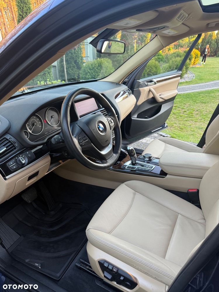 BMW X3 xDrive28i xLine - 26