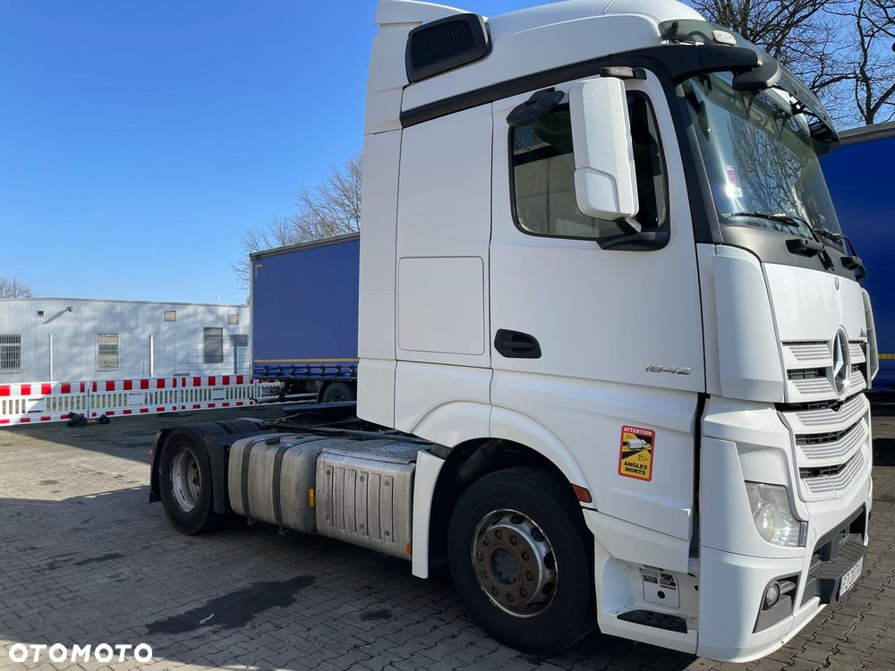 Mercedes-Benz Actros 1842 - 4