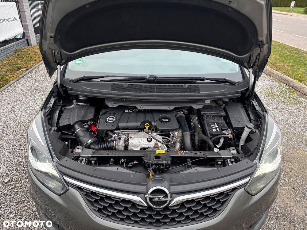 Opel Zafira - 18