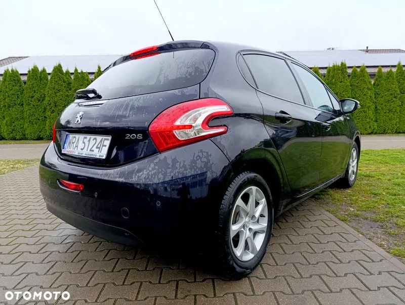 Peugeot 208 1.2 PureTech Style - 9