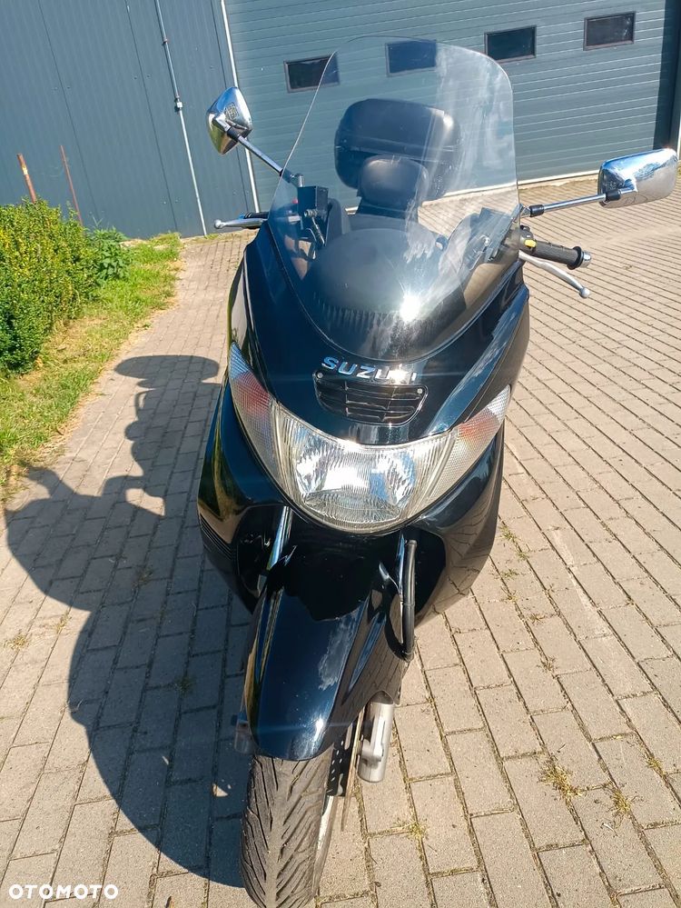 Suzuki Burgman - 4