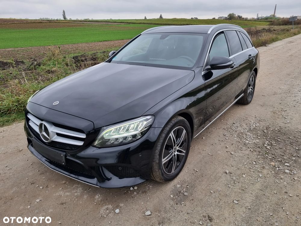 Mercedes-Benz C-Class 2020 photo 3