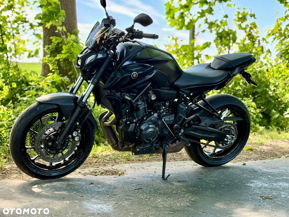 Yamaha MT - 8