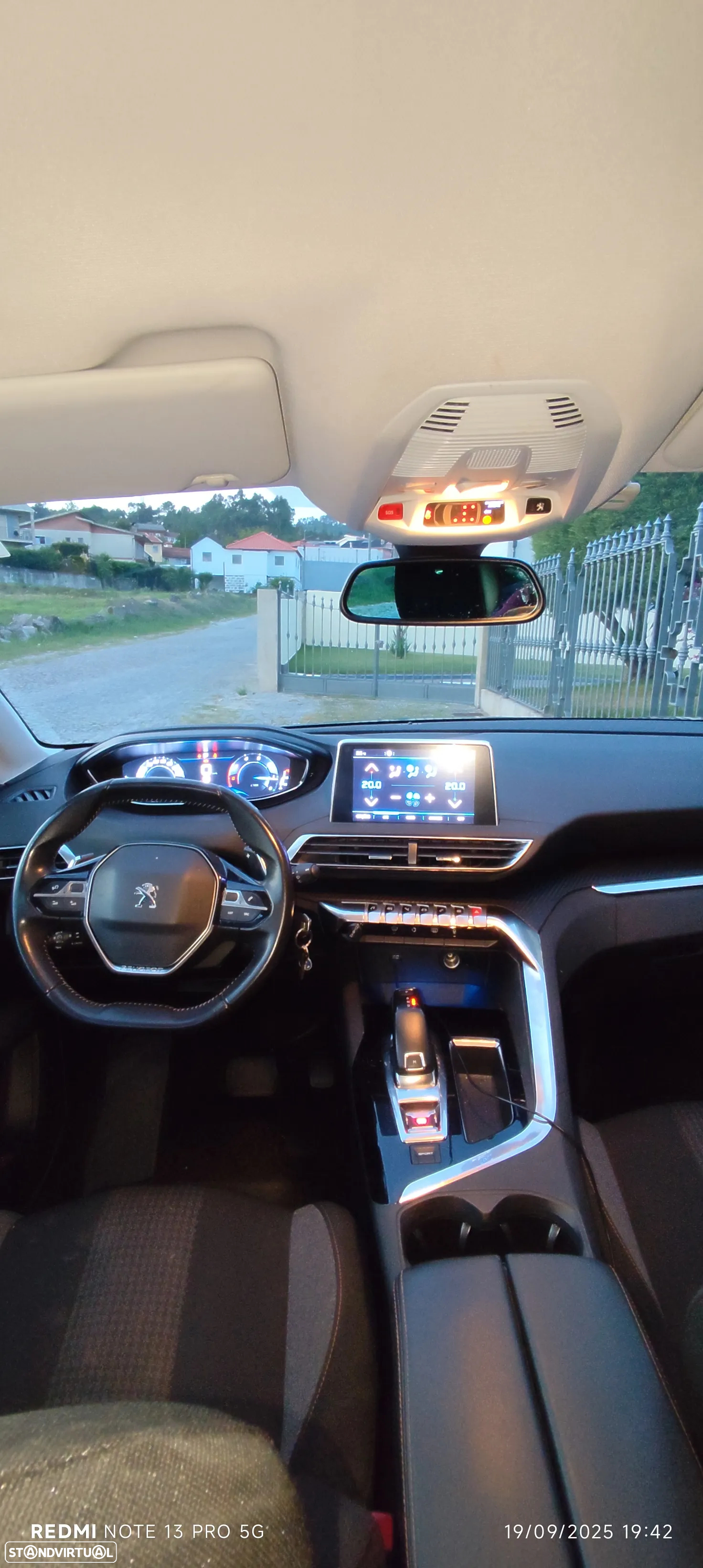 Peugeot 5008 1.5 BlueHDi Allure EAT8 - 12