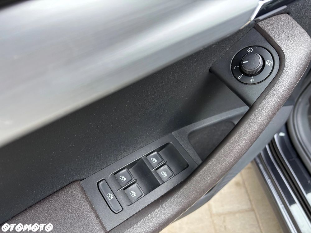 Skoda Octavia 2.0 TSI Ambition DSG - 16