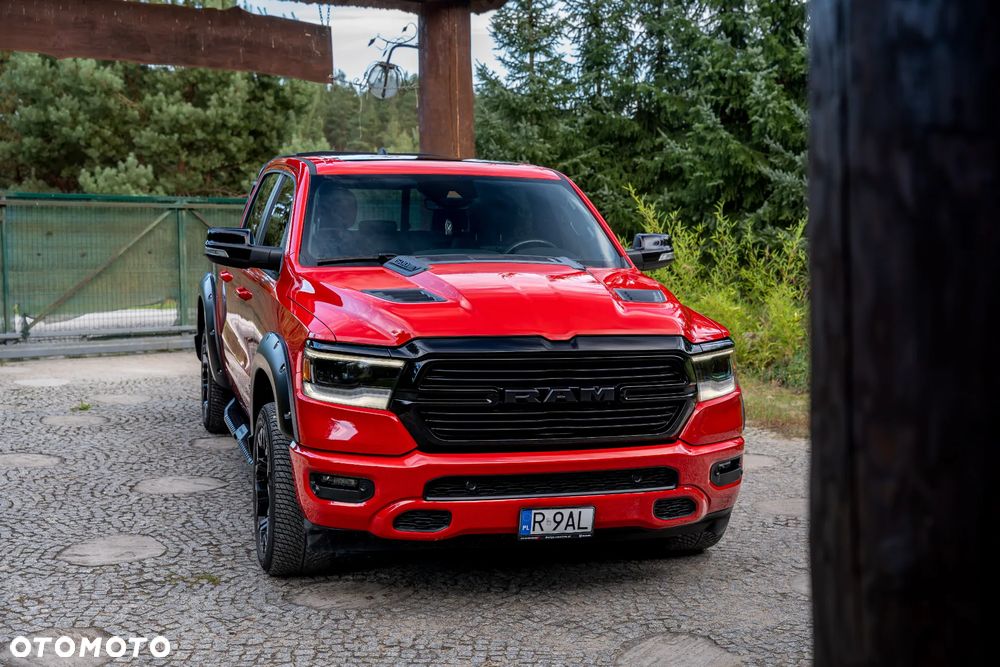 RAM 1500 5.7 Crew Cab Shortbed Laramie Sport - 18