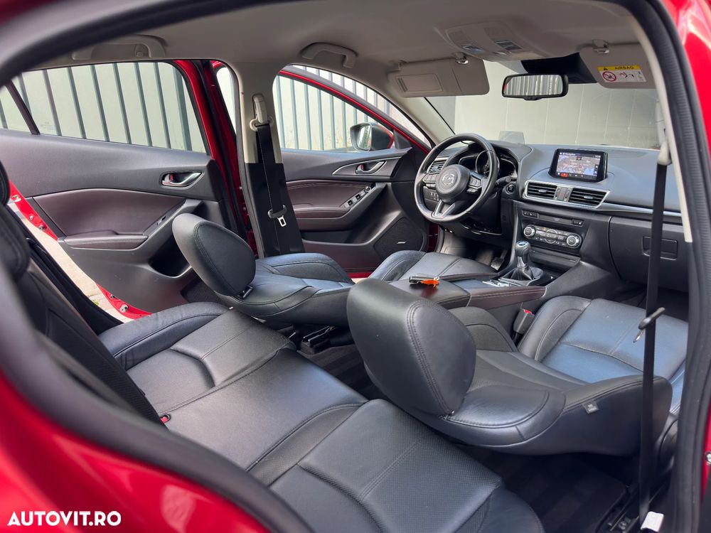 Mazda 3 CD150 Revolution Top - 5